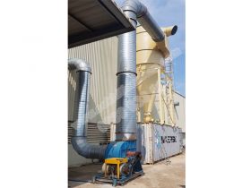 Container type dust collector